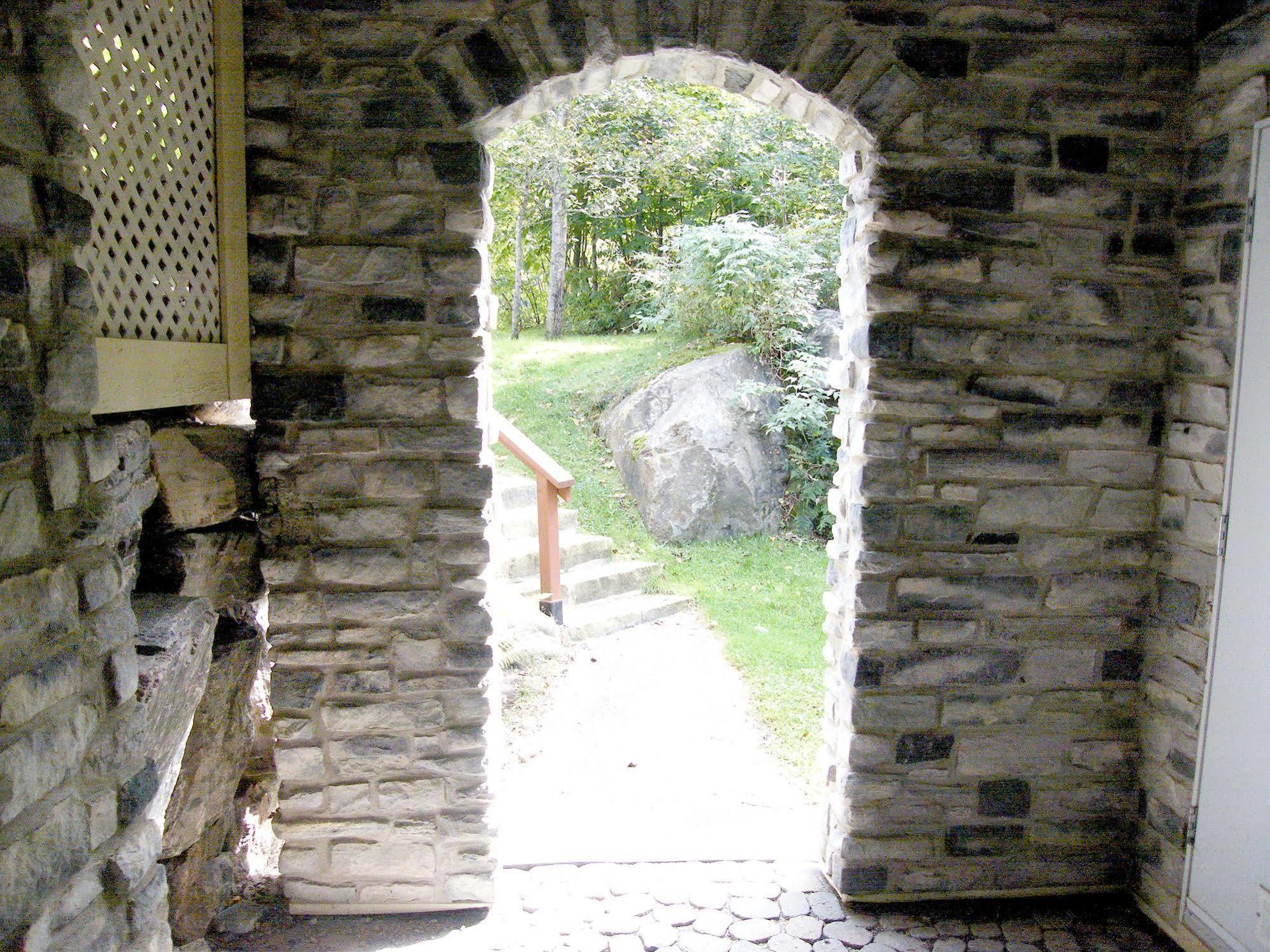 Tremblant Les Eaux - Location Adp Apartamento Mont-Tremblant Exterior foto