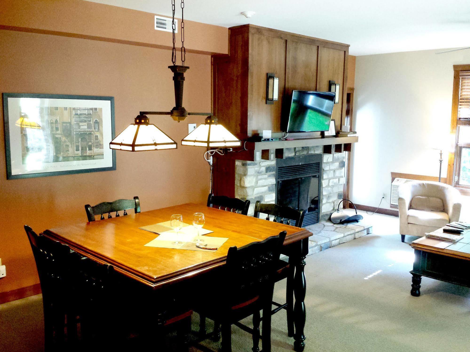 Tremblant Les Eaux - Location Adp Apartamento Mont-Tremblant Exterior foto